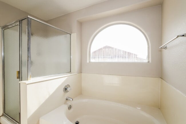 Building Photo - 6925 E Laguna Azul Ave