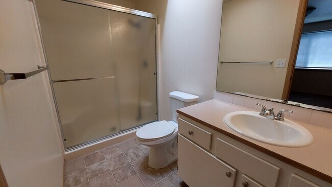 Building Photo - 6810-CDilgard