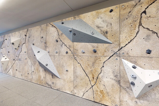 Building Photo - 370 Harrison Ave