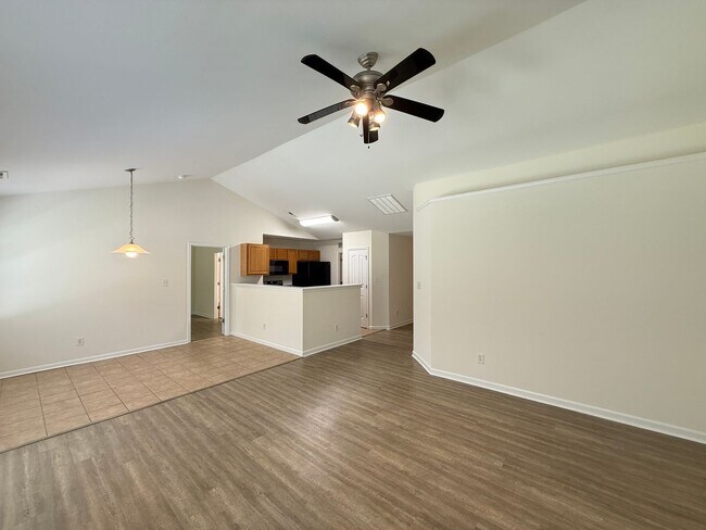 Building Photo - 1040 Treble Ct