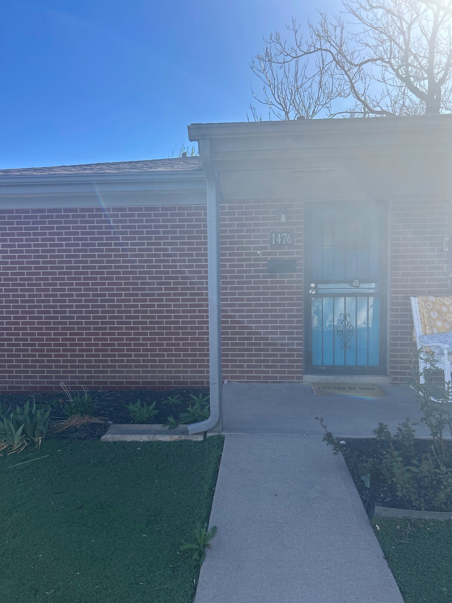 Building Photo - 1476 W Dakota Ave