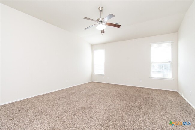 Building Photo - 1207 Fawn Lily Dr