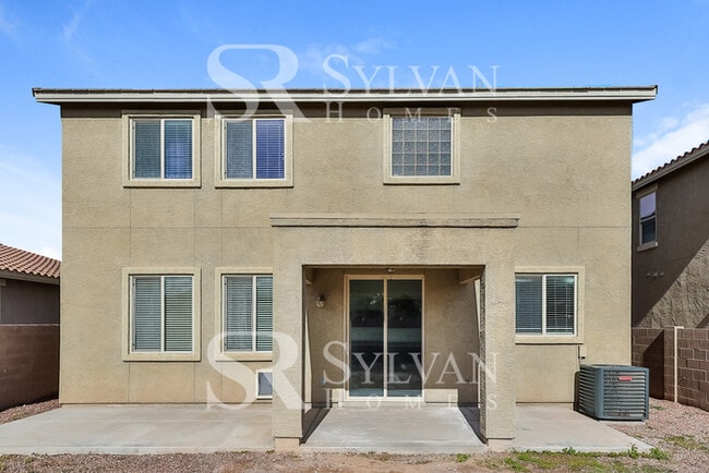 Building Photo - Charming 4BR 3BA Home for You