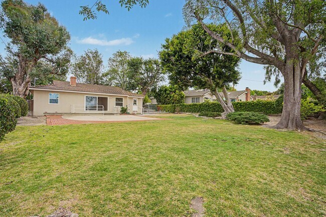 Building Photo - Rolling Hills Ranch House — Updated 3BR Home on a Massive Lot