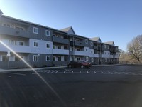 Building Photo - Salt Creek Apartments