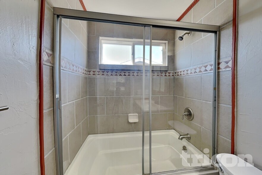Building Photo - 16890 Blue Mist Cir