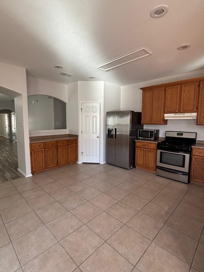 Building Photo - 217 Kahlo Loop