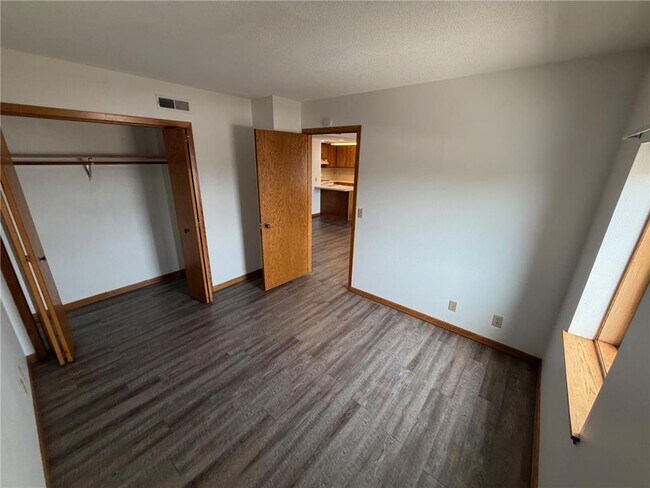 Building Photo - 316 Becker Ave SW