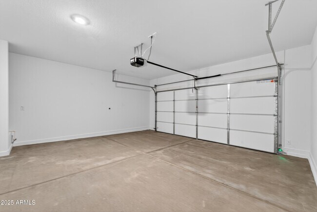 Building Photo - 30266 N Acacia Dr.