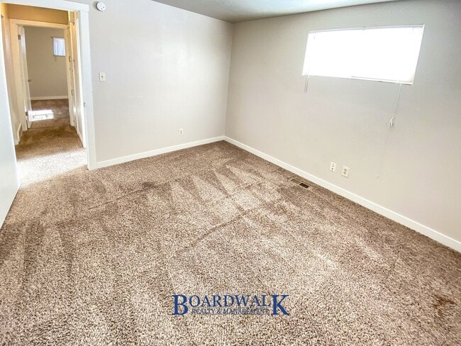 Building Photo - 325 Baird Cir