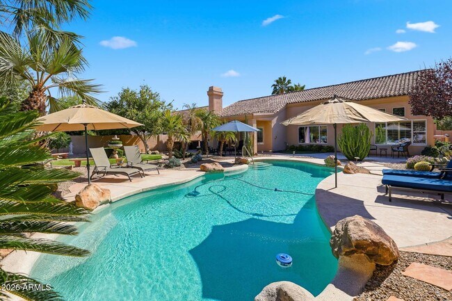 Building Photo - 7642 E Hartford Dr