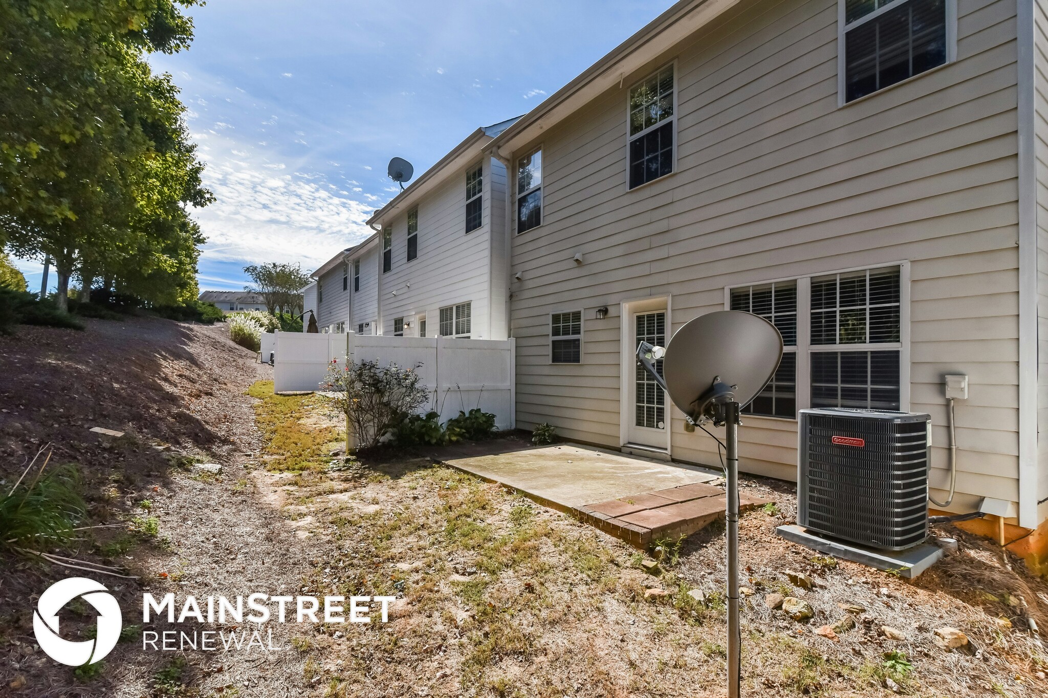 Building Photo - 4746 Autumn Rose Trail