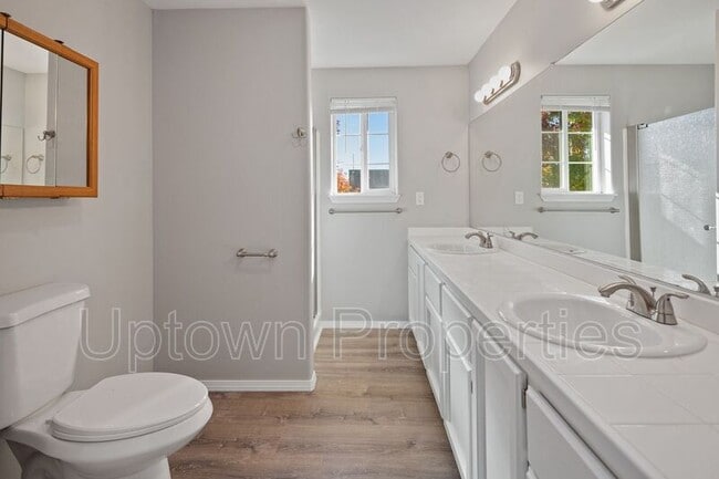 Building Photo - 978 SW 208th Pl