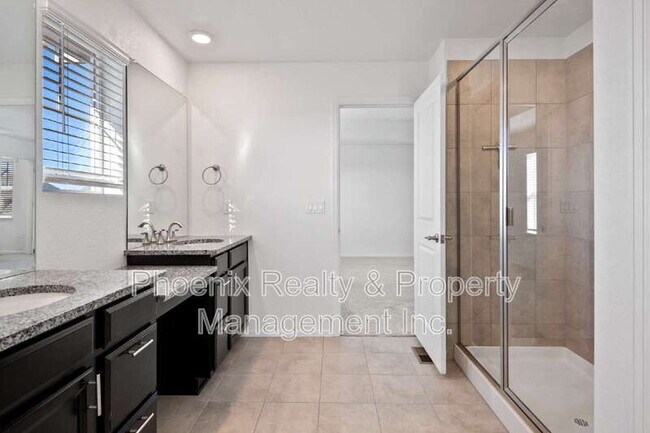 Building Photo - 5164 Preserve Pl