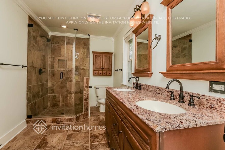 Building Photo - 609 Eastview Cir