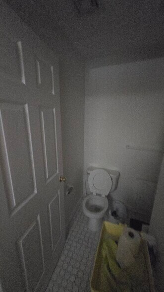 Building Photo - 31 Devereux St