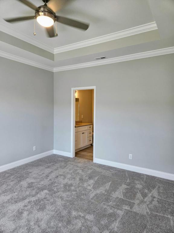 Building Photo - 395 NE Bellingham Dr