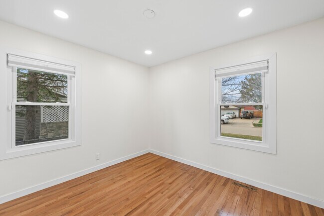 Building Photo - 25 McCabe Dr