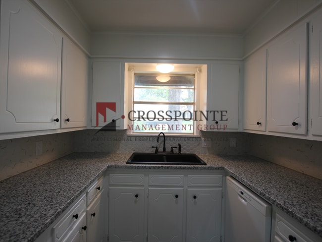 Building Photo - COMING SOON! 3 Bed 2 Bath Home in South Tyler! Tour Today!