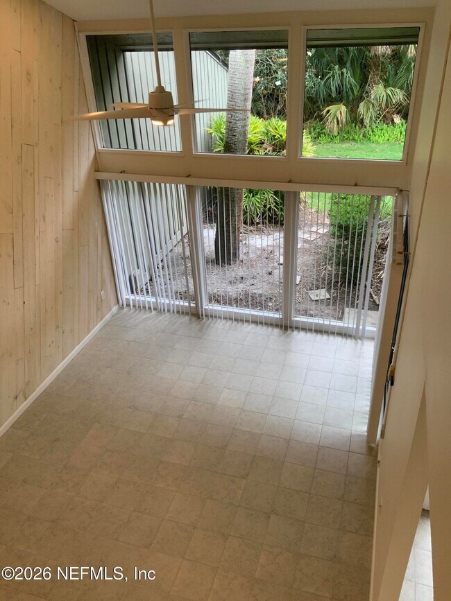 Building Photo - 9787 Sawgrass Dr E