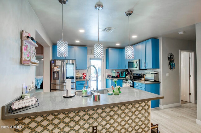 Building Photo - 1817 N 21st St