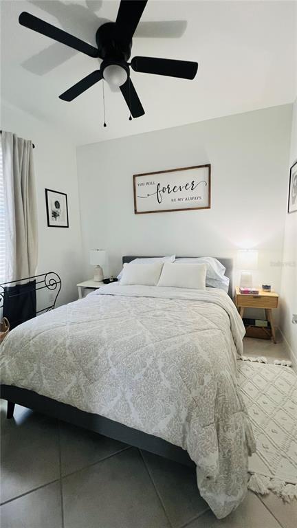 Building Photo - 1873 E Isles Rd