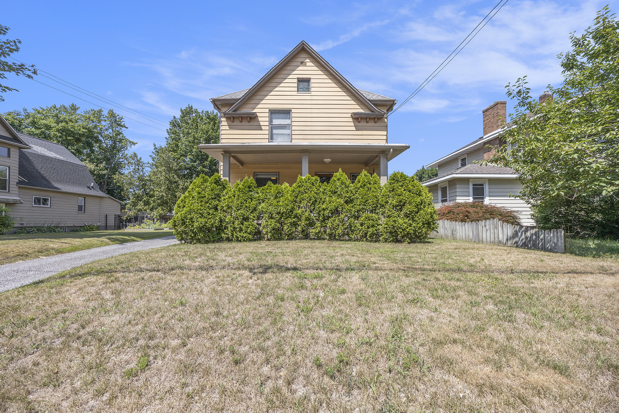 Building Photo - 3271 Coit Ave NE