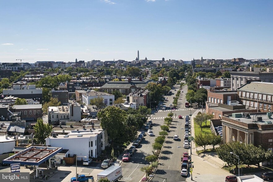 Building Photo - 929 Florida Ave NW