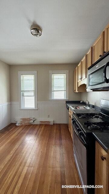 Building Photo - 86 Conwell Ave
