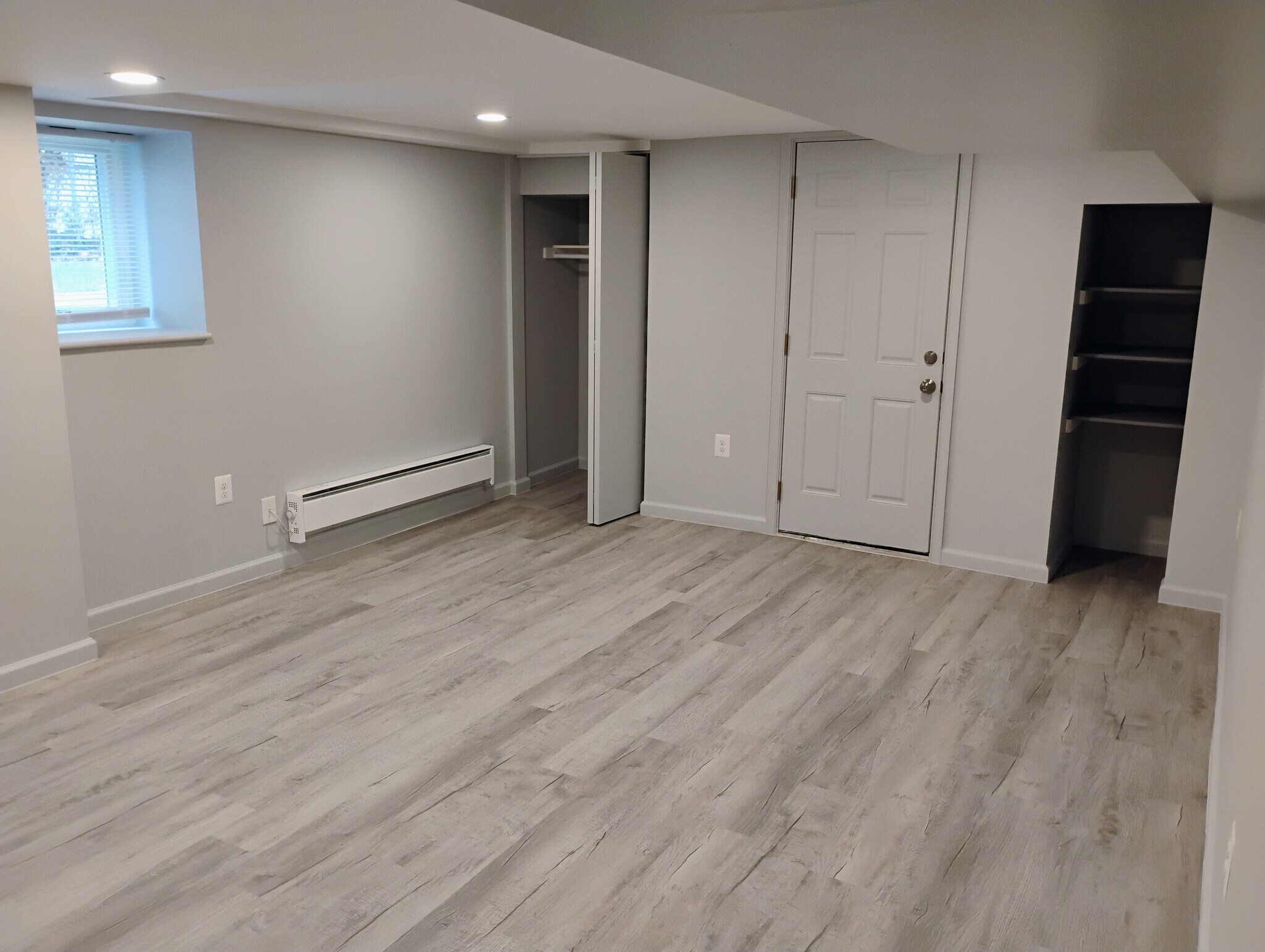 Building Photo - 3609 W Forest Park Ave