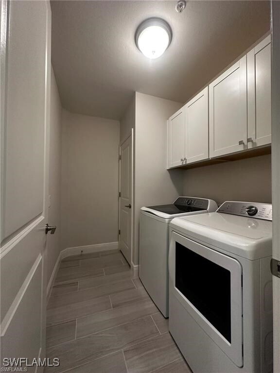 Building Photo - 2646 Seychelle Cir