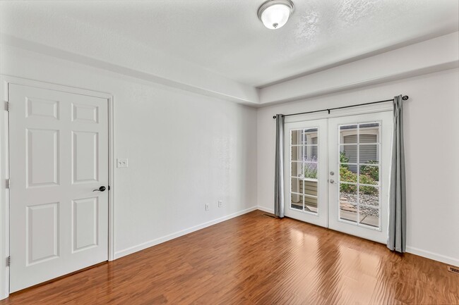 Building Photo - 623 Canyon Vista Way