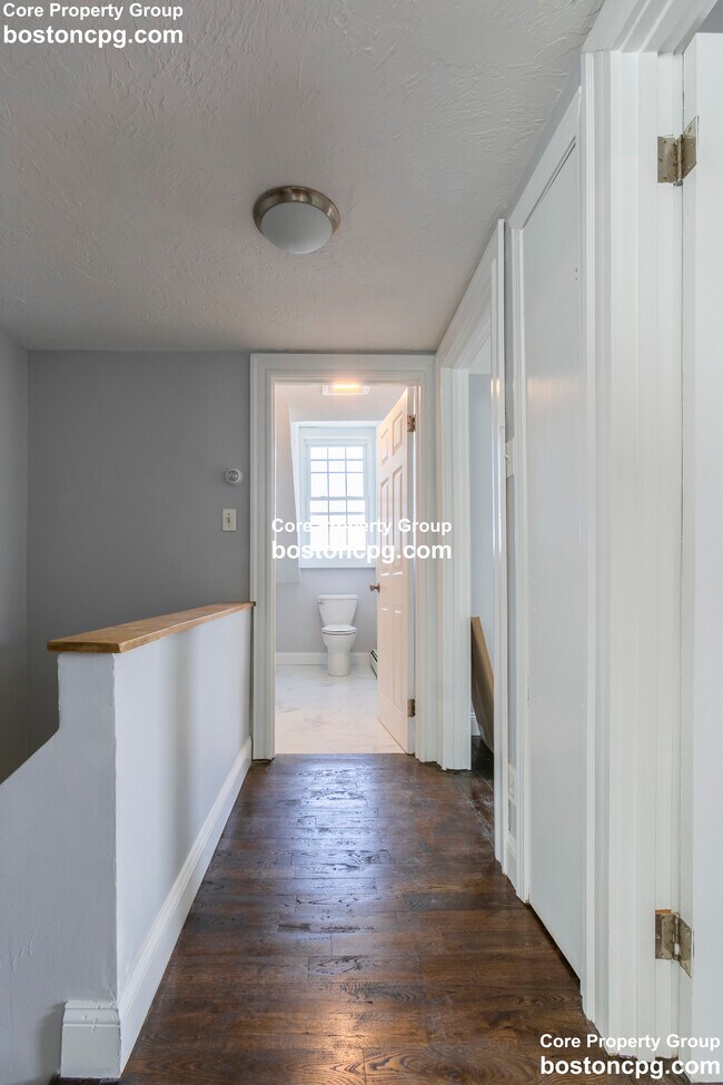 Building Photo - 209 K St