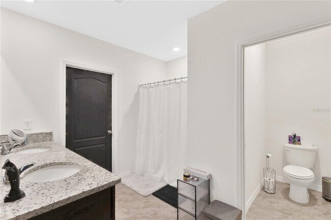 Building Photo - 831 Turner Ln