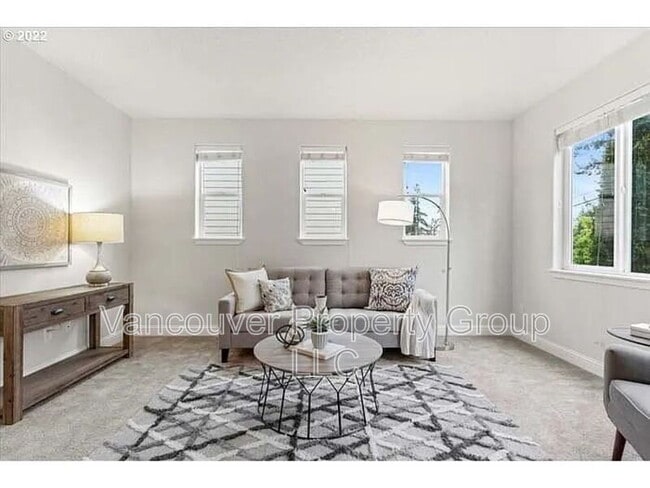 Building Photo - 2310 NE 158th Ave