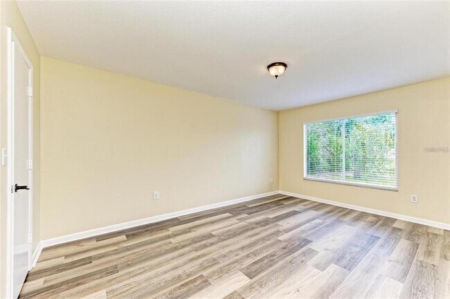 Building Photo - 7120 Elyton Dr