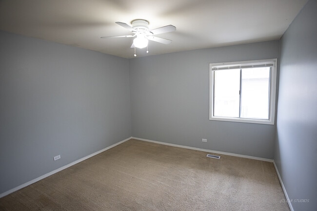 Building Photo - 6048 Kit Carson Dr