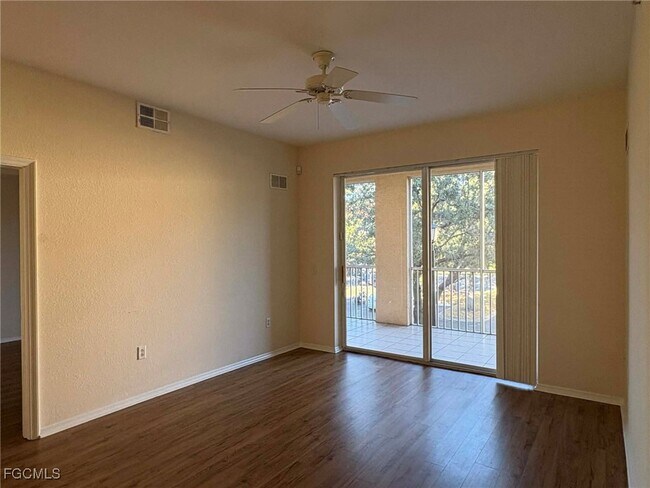 Building Photo - 9045 Colby Dr