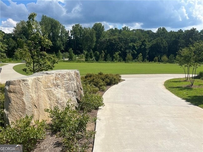 Building Photo - 1568 Driggs Dr NW