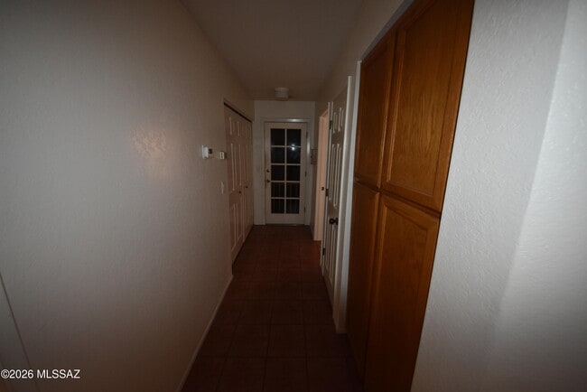Building Photo - 5120 E Woodgate Ln