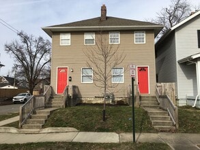 Building Photo - 360-362 E Hinman Avenue