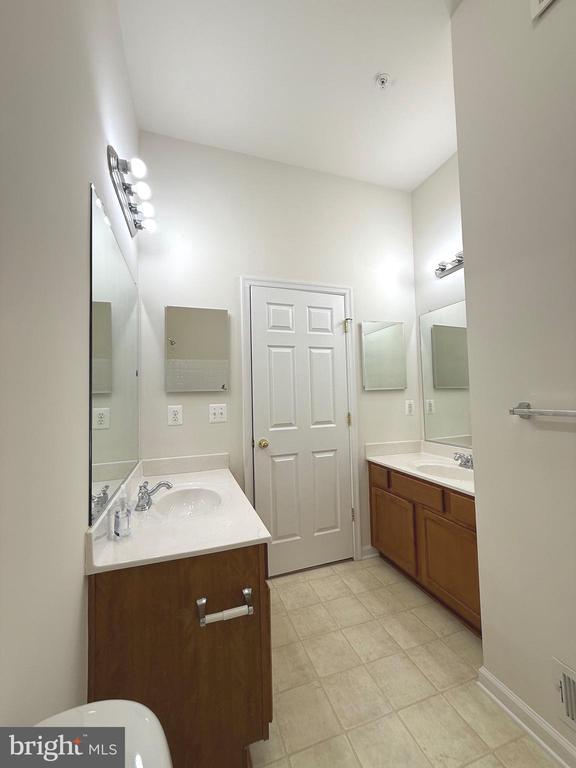 Building Photo - 2107 Idlewild Blvd