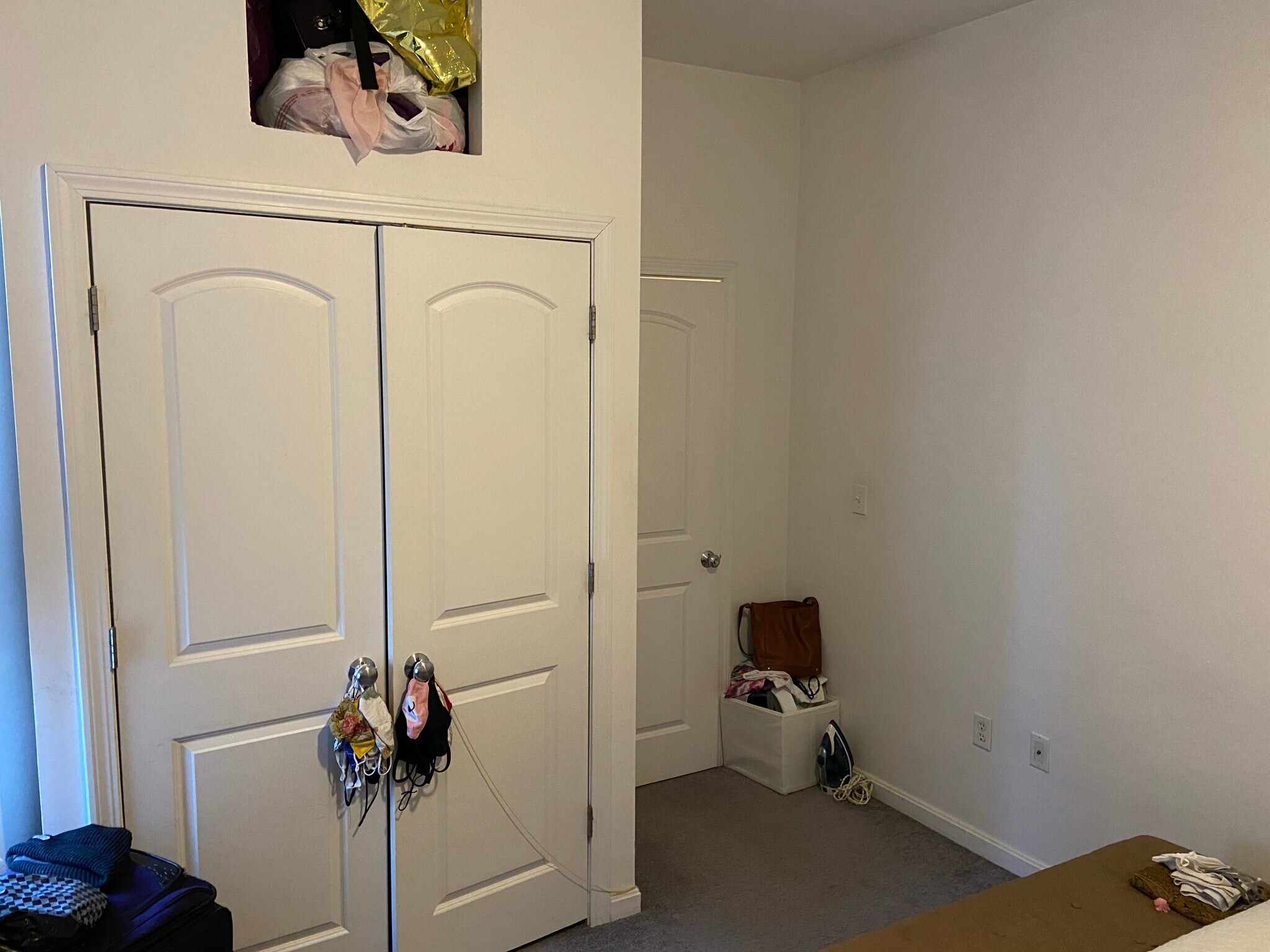 Building Photo - 40 Newton St