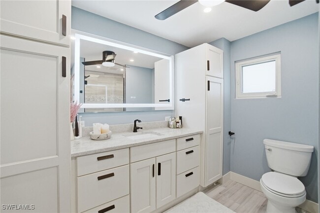 Building Photo - 560 Cypress Way E