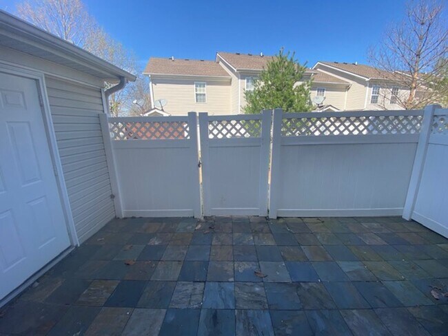 Building Photo - End Unit Townhouse Now Available at Barnes...