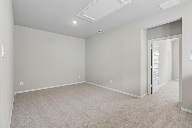 Building Photo - 4215 Pne Spgs Ct