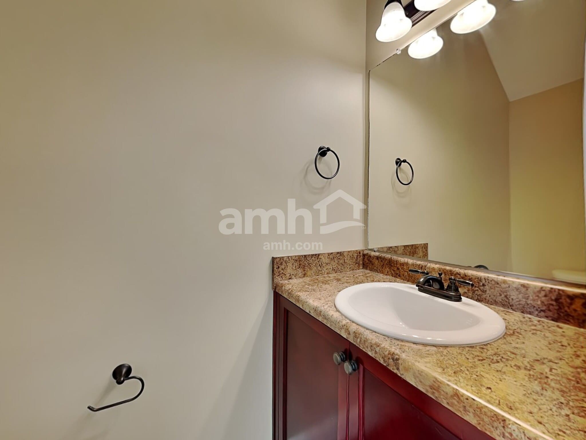 Building Photo - 112 Broken Bit Cir