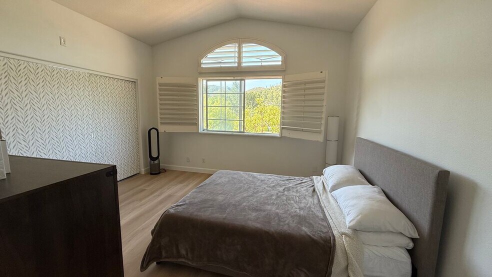 Building Photo - 8382 E Truckee Way