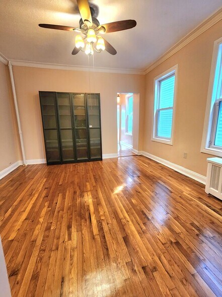 Building Photo - 17 Claremont Ave