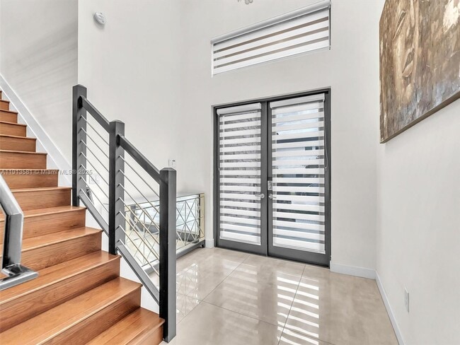 Building Photo - 10250 NW 76th Terrace